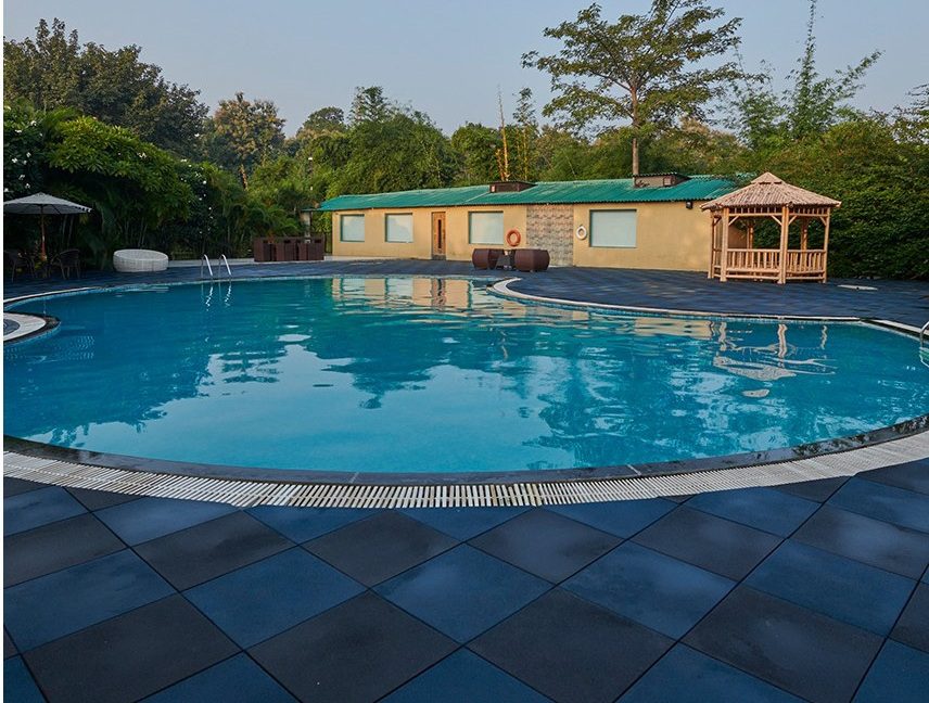Saalora Corbett Resort 5