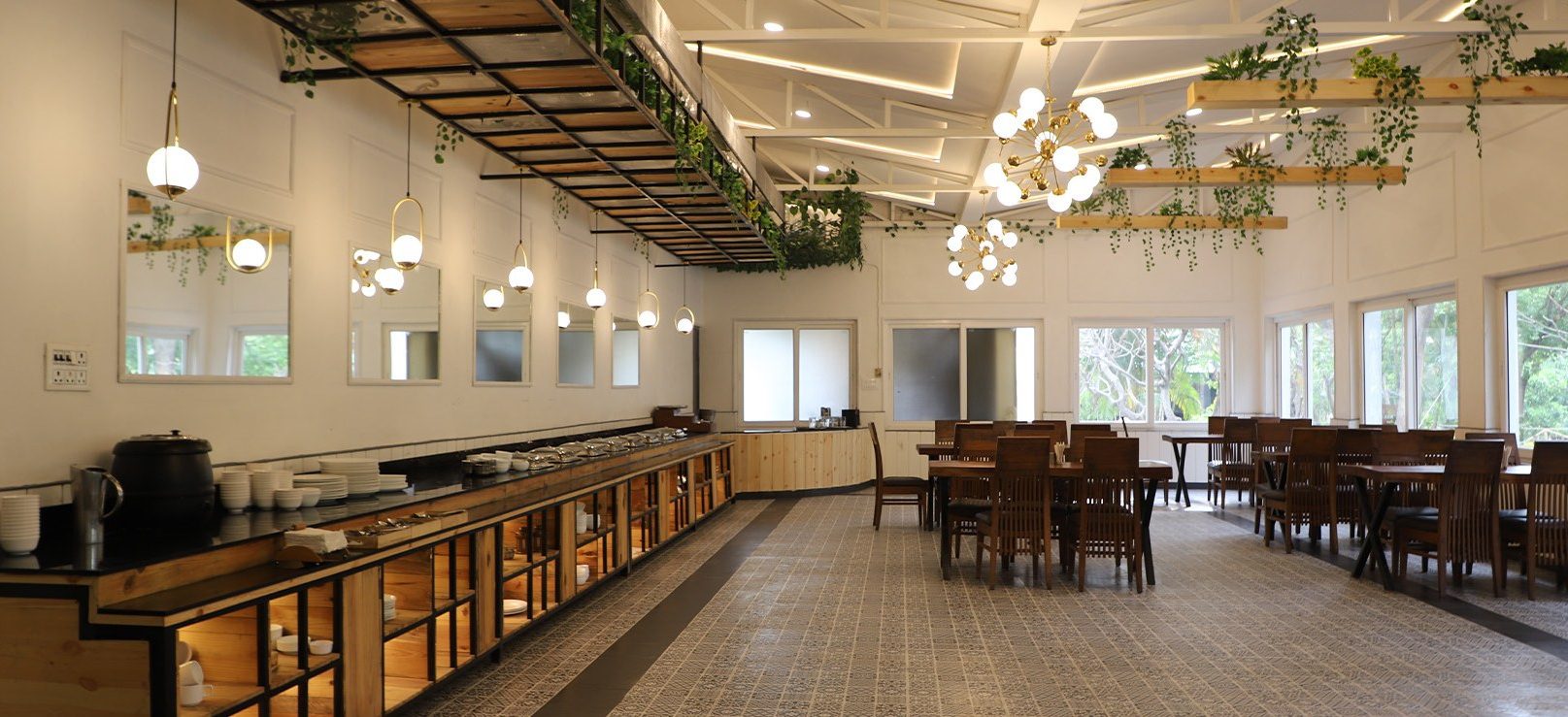 Saalora Corbett Resort 12