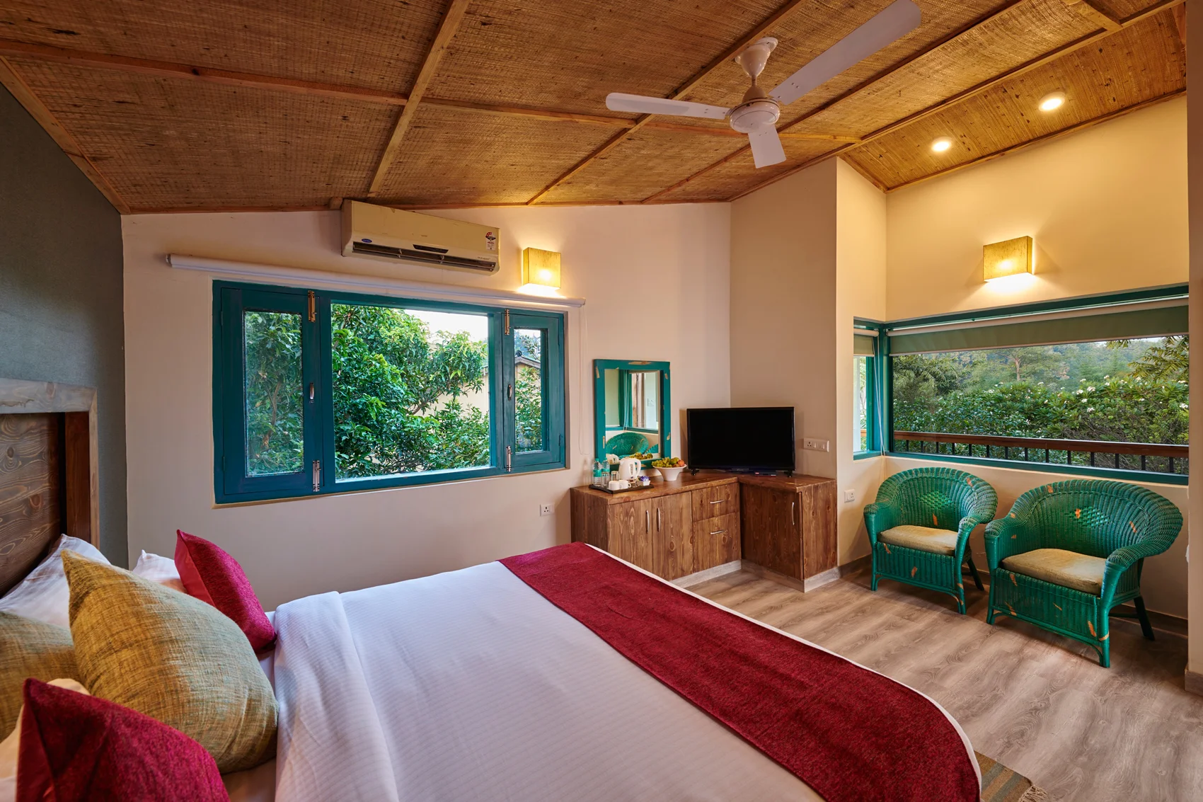 Saalora Suite at Saalora Corbett Resort, photograph 3
